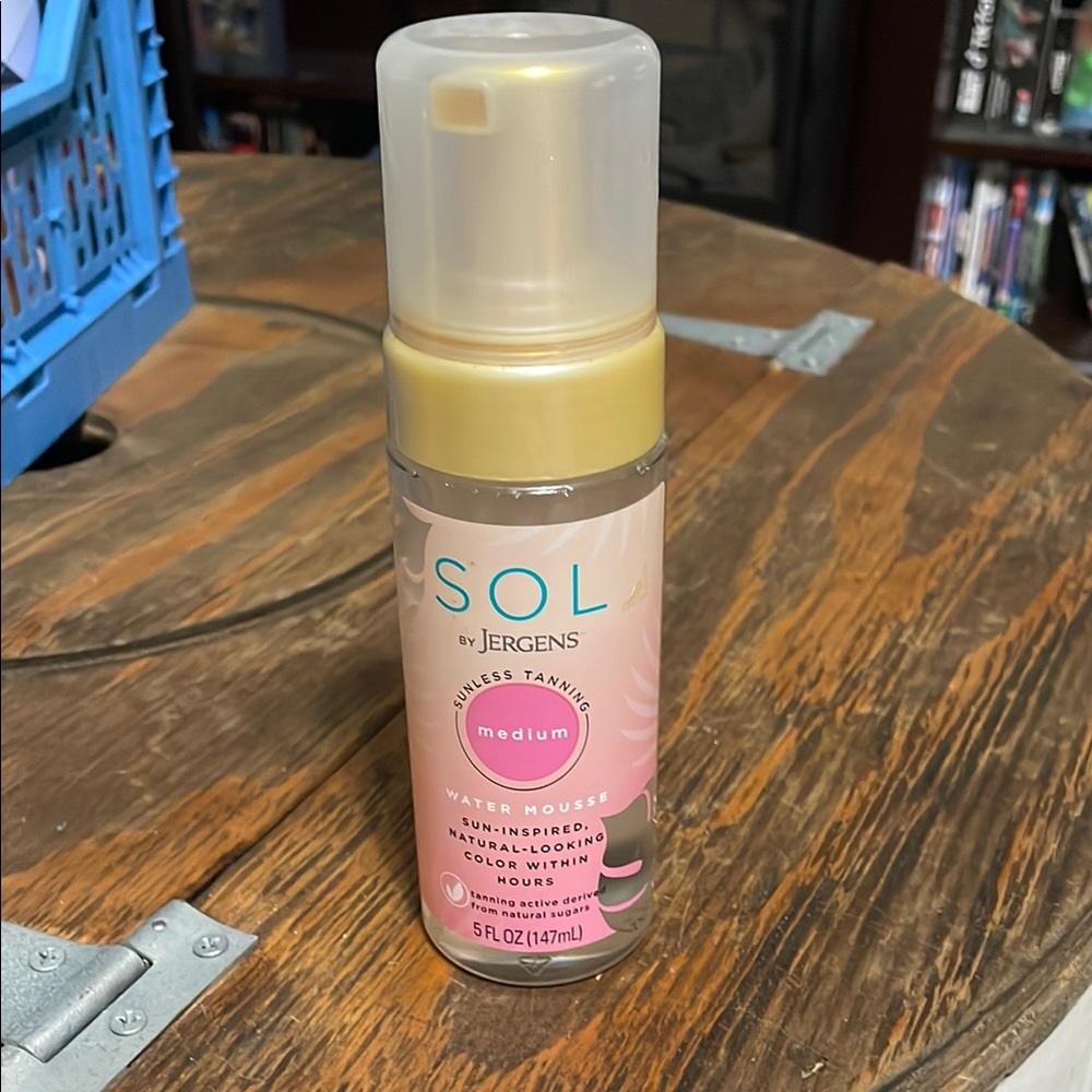 SOL by Jergens Sunless Tanning Water Mousse Used